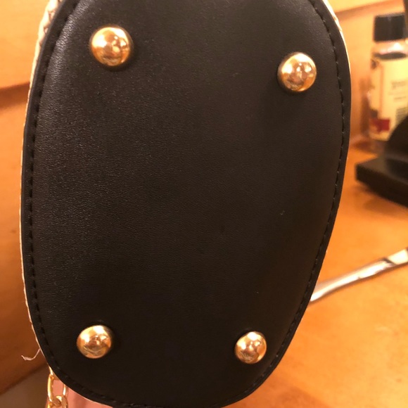 Cute bucket bag - Picture 7 of 7